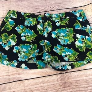 Women’s Floral Shorts, size 4